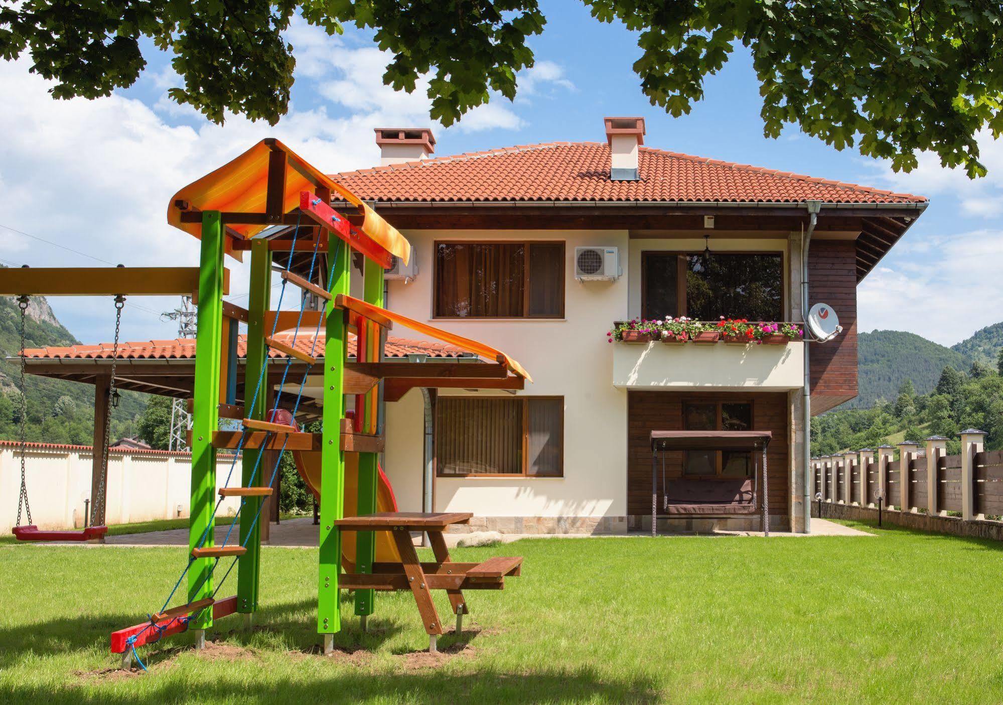 Guest House Vitora Ribaritsa 외부 사진
